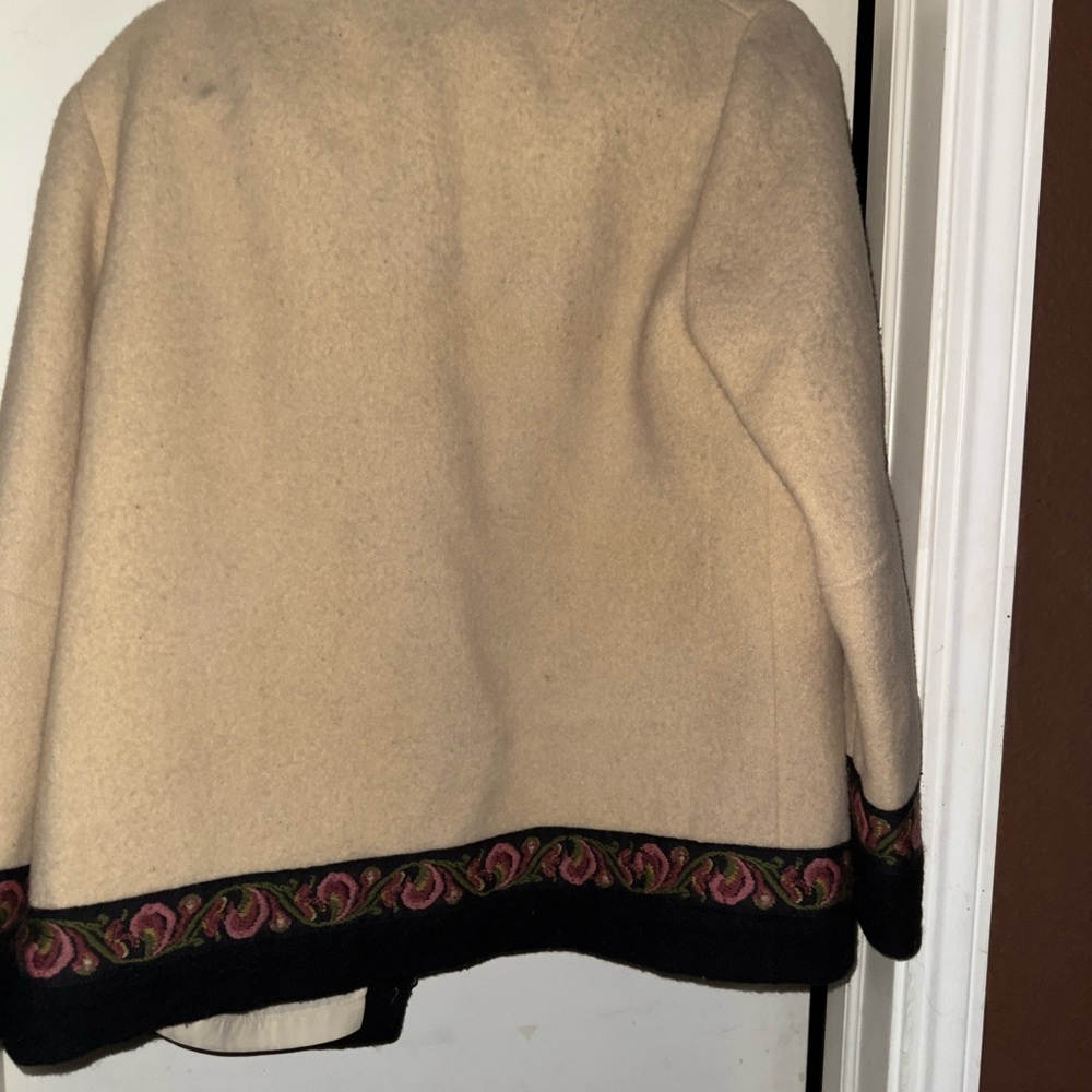 Embroidered Cream Wool Sweater Jacket - Picture 5 of 6